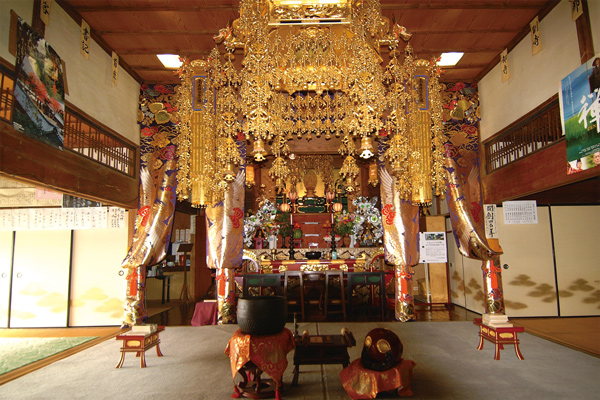 金谷寺　祭壇